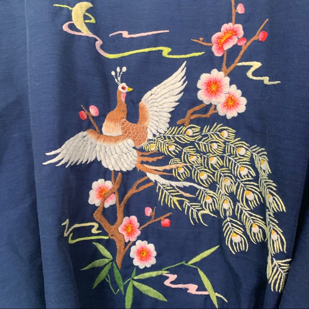 VINTAGE Navy Blue Kimono Robe Peacock Embroidery - Picture 2 of 7